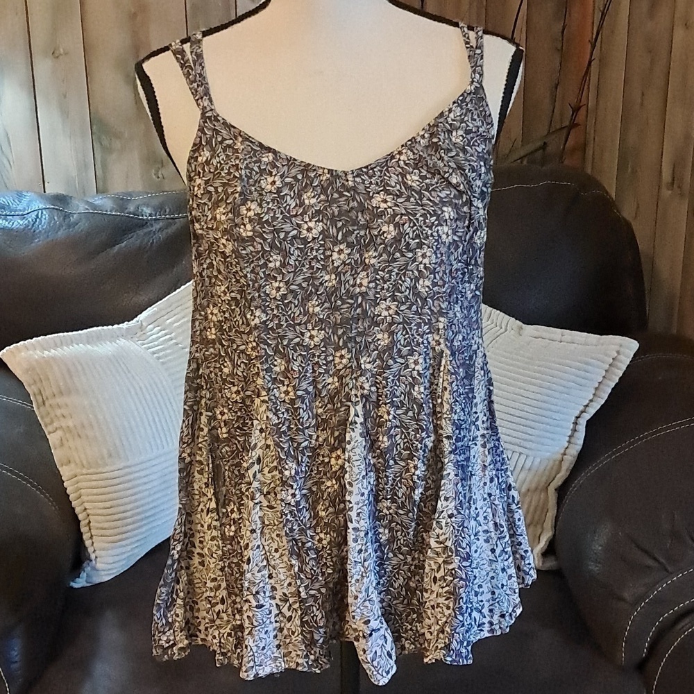 TORRID Women's Floral Print Smocked High Neck Cami Tank Top Size 0